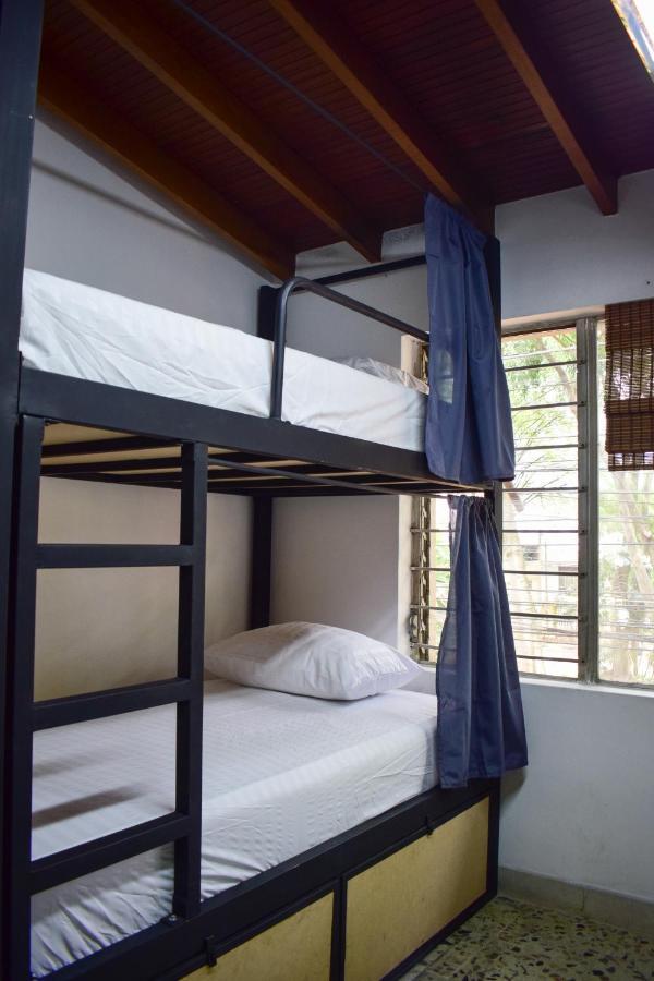 Area 51 Hostel Medellin Exterior photo